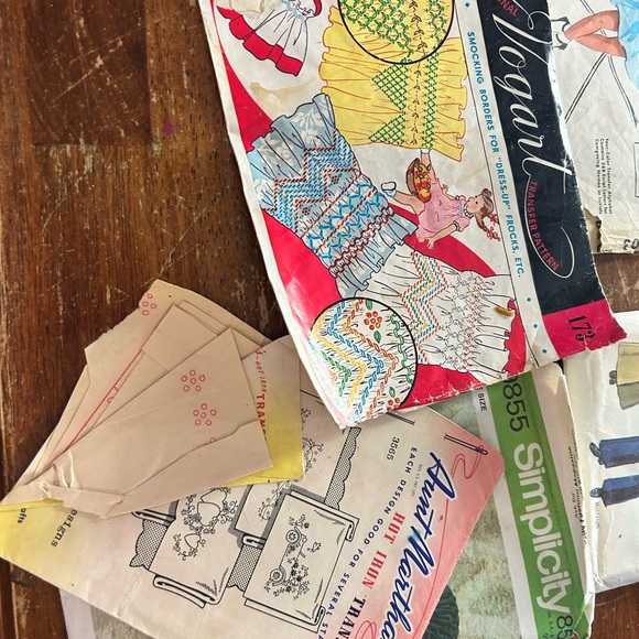 Vintage Sewing Pattern Collection - Picture 5 of 5